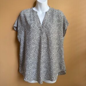 Carolina Belle Monochrome Patterned Blouse Size Medium